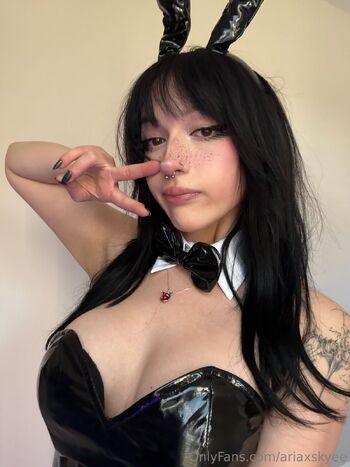 Aria / ariaxskyee nude photo #39