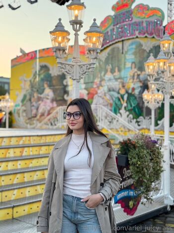 Ariel / ariel_juicy_ass nude photo #37