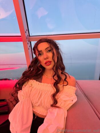 Ariel We / ariel_wet / peeariel nude photo #11