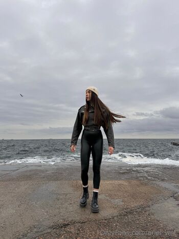 Ariel We / ariel_wet / peeariel nude photo #27