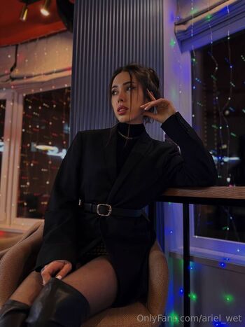 Ariel We / ariel_wet / peeariel nude photo #39