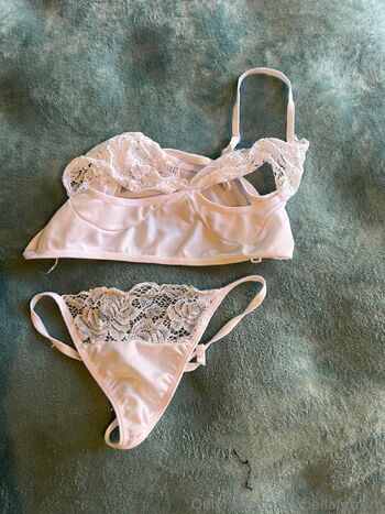 Ariella Ferrer / ariellaferrera nude photo #45