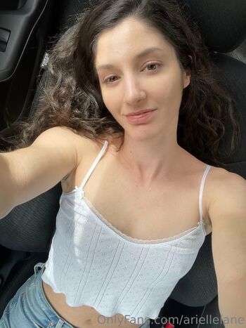 Arielle Lan / ariellelane nude photo #10