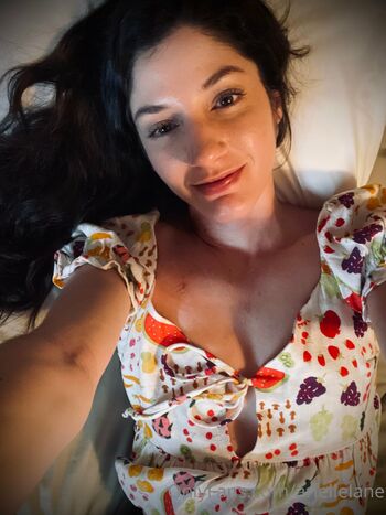 Arielle Lan / ariellelane nude photo #30