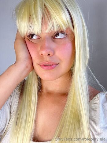 Ariel / arielpinkfree nude photo #7