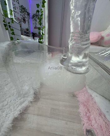 Ariia Guillar / ariia08free nude photo #10