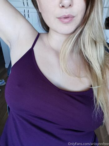 Ari Lynn (free / ariisynnfree nude photo #20