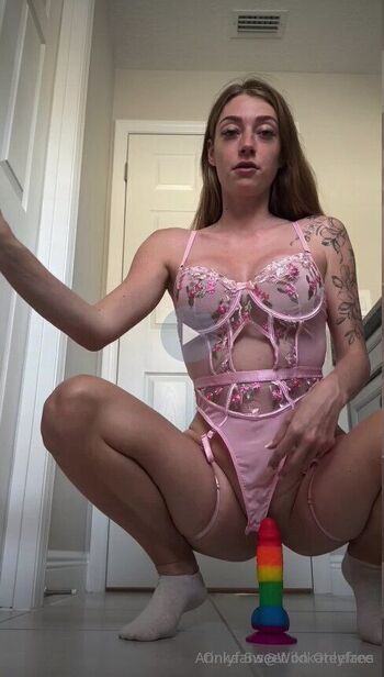 𝗩𝗶𝗱𝗲𝗼𝗰𝗮𝗹𝗹 𝗡𝗢𝗪 Arinka -𝟵𝟬 off vid / arinkasweet nude photo #3