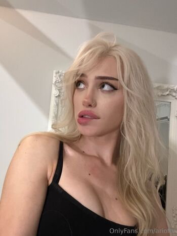 ari oft / arioftv nude photo #3