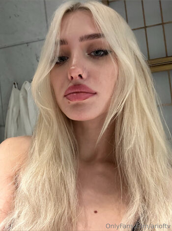 ari oft / arioftv nude photo #31