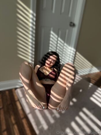 Ari / arriibabi2 nude photo #11