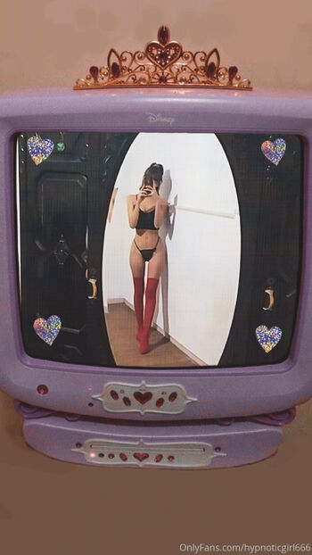 artemisamistress nude photo #25