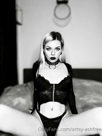 Artsy Ash - FRE / artsy-ashfree nude photo #6
