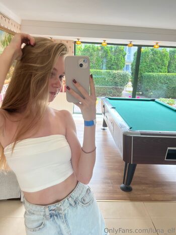 OnlyFans / arya_lune nude photo #13