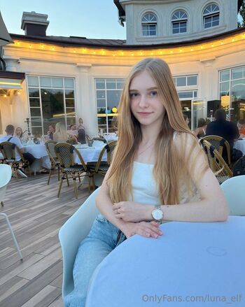 OnlyFans / arya_lune nude photo #38