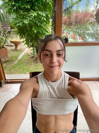 Arya Fay / aryafaye nude photo #1