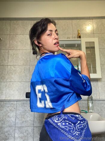 Arya Fay / aryafaye nude photo #22