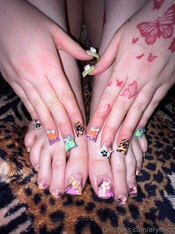 AryGotCake / arythick nude photo #8