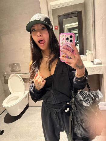 AsaAkir / asaakirafree nude photo #3