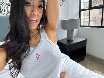 AsaAkir / asaakirafree nude photo #20