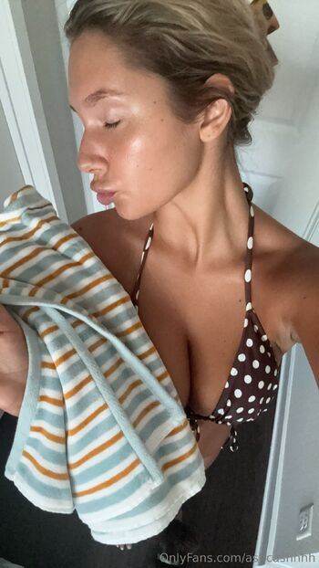as / ashcashhhh nude photo #1