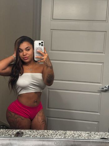 Ashle / ashhdabrattt / ashhdaabrattt nude photo #9