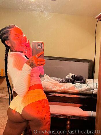 Ashle / ashhdabrattt / ashhdaabrattt nude photo #35