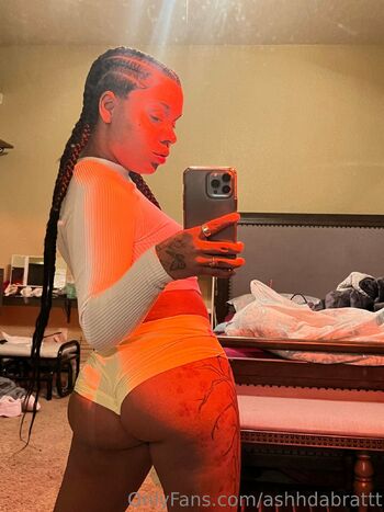 Ashle / ashhdabrattt / ashhdaabrattt nude photo #36