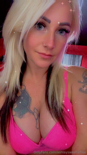 Ashlaysweeti / ashlaysweetiefree nude photo #37