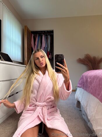 Ashley Davi / ashley-davis nude photo #14