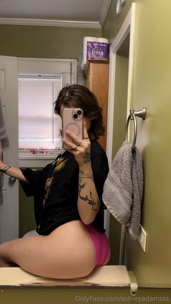 Ashley / ashleyadamsss nude photo #16