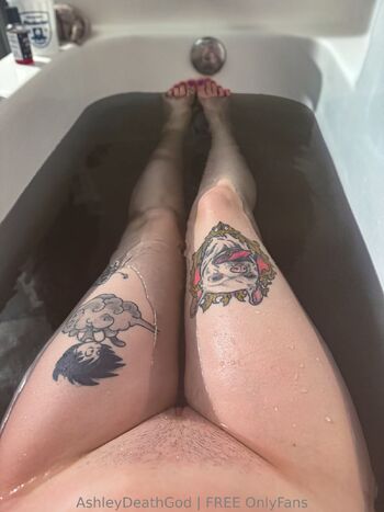 Ashley / ashleydeathgod nude photo #35