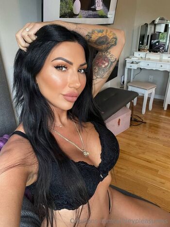 Gimme UR COCK / ashleypleasuress nude photo #43