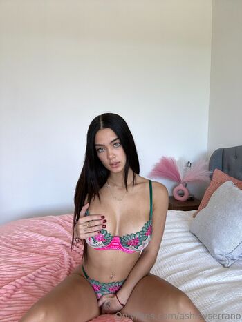 ashley / ashleyserrano nude photo #19