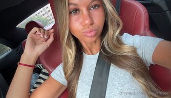 ashley ros / ashleyxrosee nude photo #1