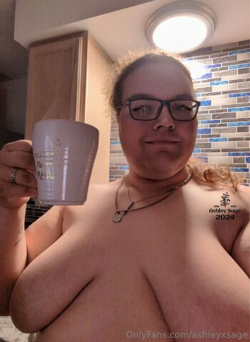 Ashle / ashleyxsage nude photo #7