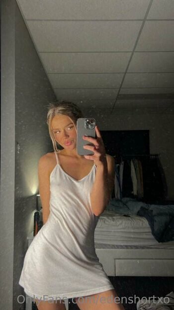 Ashley All Natural Aussie babe / ashleyxxoo nude photo #12