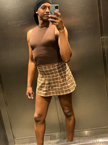 Ashlye Talya Strlyn / ashlyets / talyagamer nude photo #18