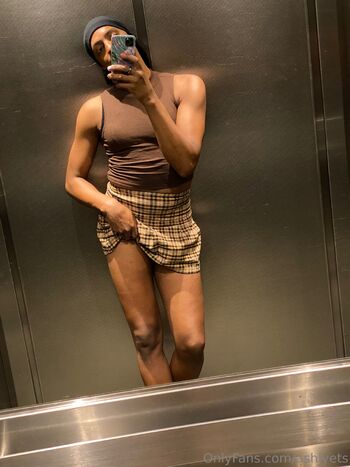 Ashlye Talya Strlyn / ashlyets / talyagamer nude photo #22