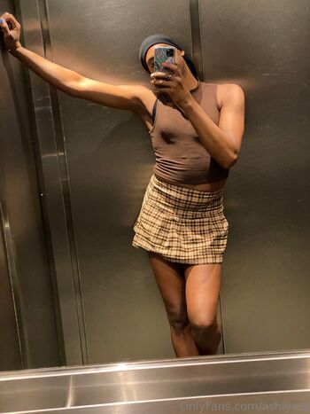 Ashlye Talya Strlyn / ashlyets / talyagamer nude photo #23