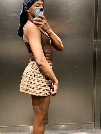 Ashlye Talya Strlyn / ashlyets / talyagamer nude photo #26