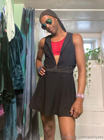 Ashlye Talya Strlyn / ashlyets / talyagamer nude photo #30