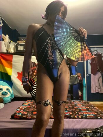 Ashlye Talya Strlyn / ashlyets / talyagamer nude photo #36