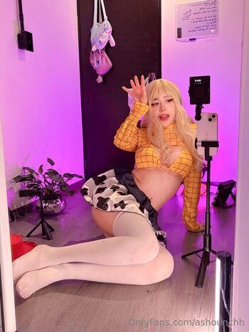 ᴀ ꜱ ʜ ᴜ / ashounchh nude photo #19