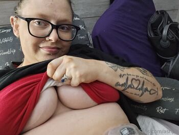 Ashle / ashpit nude photo #14