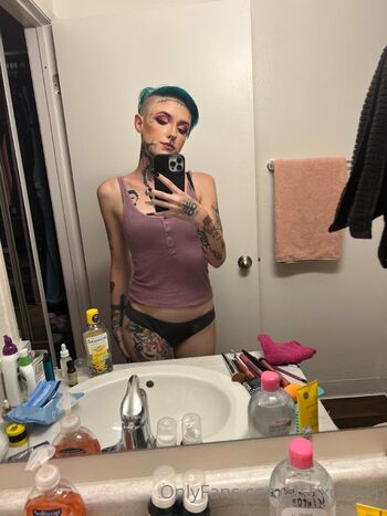 Ash Putna / ashxobrien nude photo #33