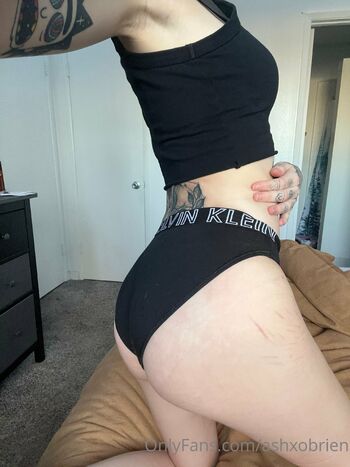 Ash Putna / ashxobrien nude photo #39