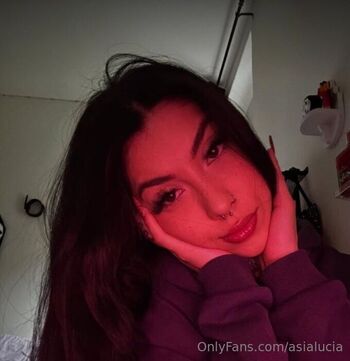 ASIA LUCIA / asialucia / asialuciaa / asialuciaaa nude photo #6