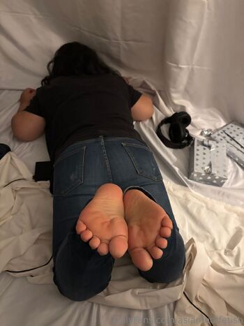 Joy Love Corte / asianfootfetish nude photo #7