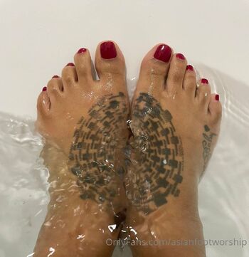 Asian Foot Worshi / asianfootworship nude photo #17